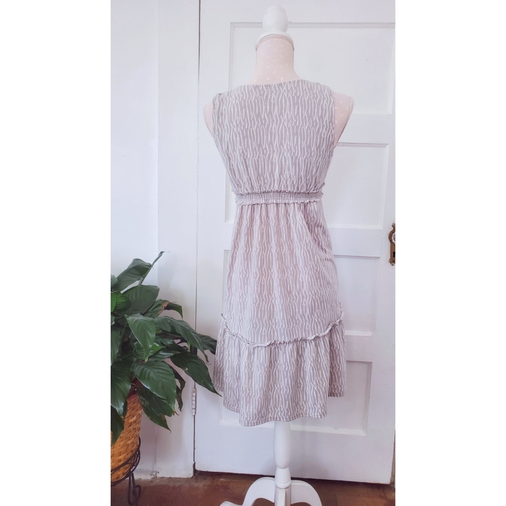 Loft Sundress - Picture 4 of 5